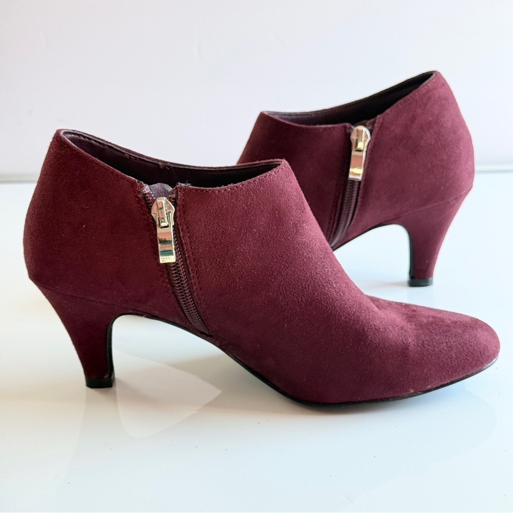 Eva & Zoe Burgundy Evelyn Ankle Boots Size 6.5 - Picture 2 of 13